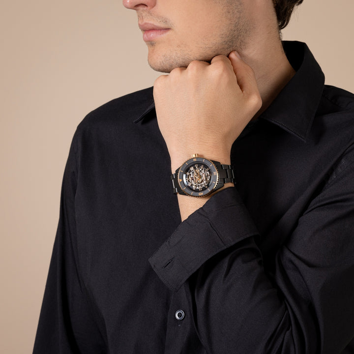 Rado Captain Cook High Tech Ceramic Limited Edition 43 mm R32192152 wrist