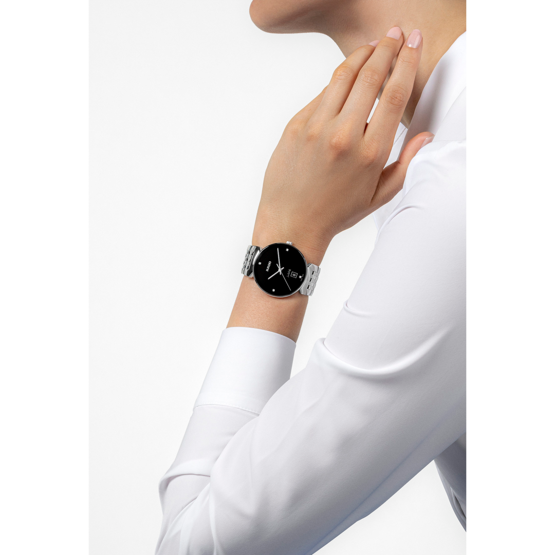 Rado Florence Quartz Diamonds 38 mm R48912713 wrist