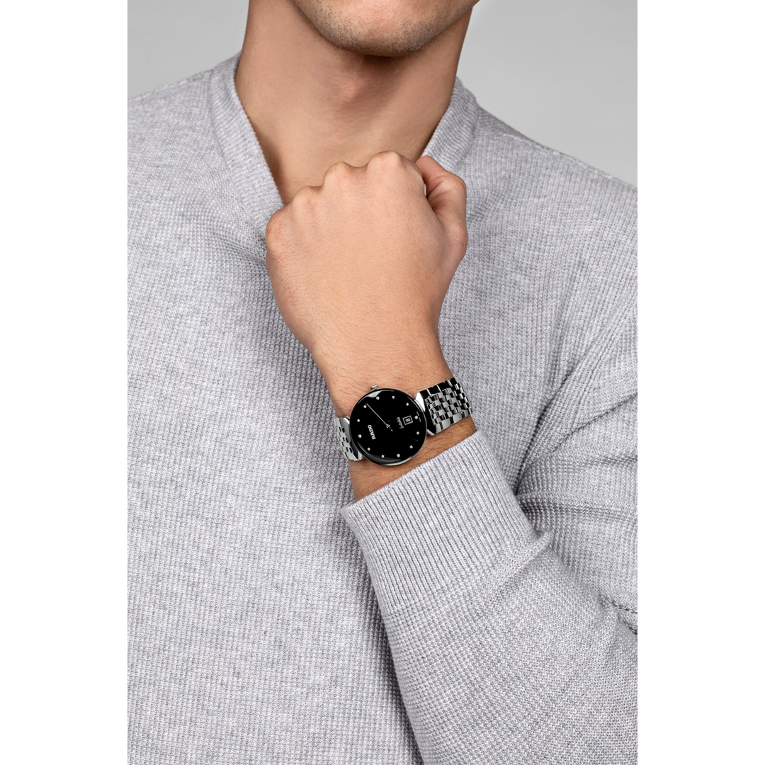 Rado Florence Quartz Diamonds 38 mm R48912733 wrist