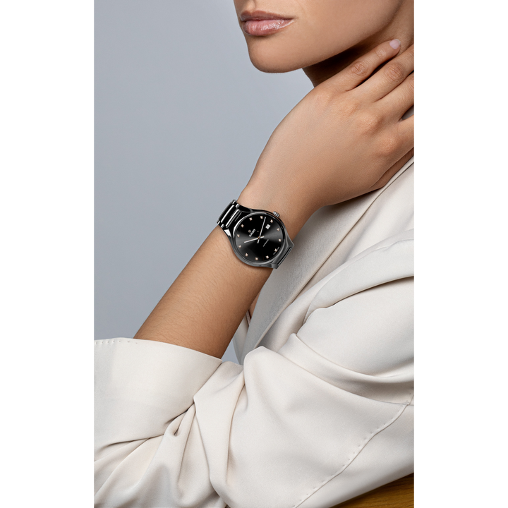 Rado True Round Automatic Diamonds 40 mm R27057732 wrist 2