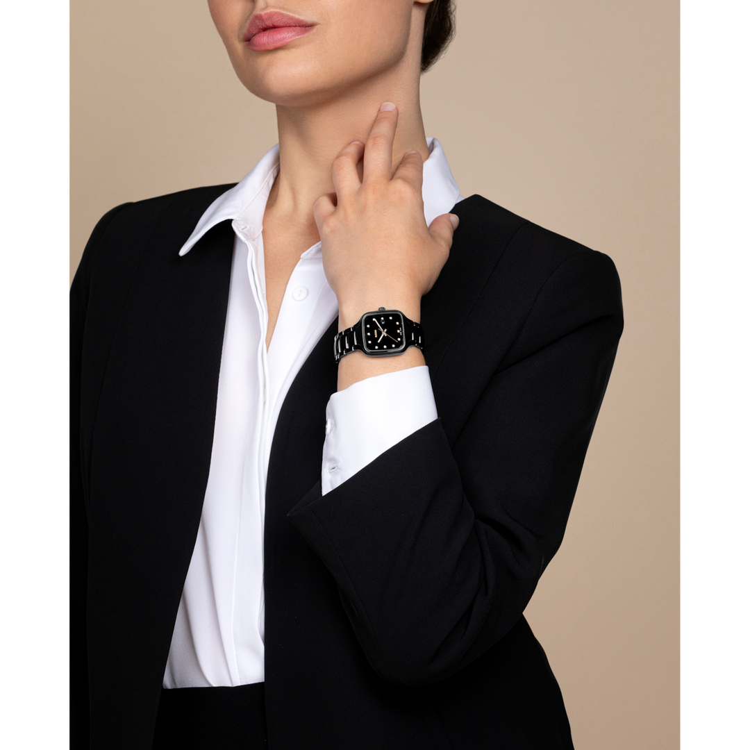 Rado True Square Diamonds 29 mm R27080702 wrist