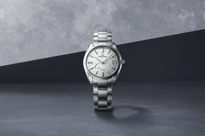 Grand Seiko SBGA465G frost dial detail