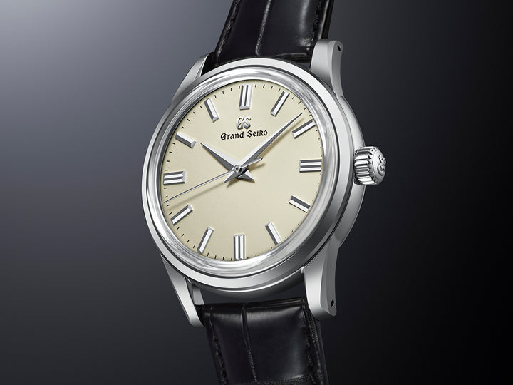 Grand Seiko SBGW301G case craftsmanship detail