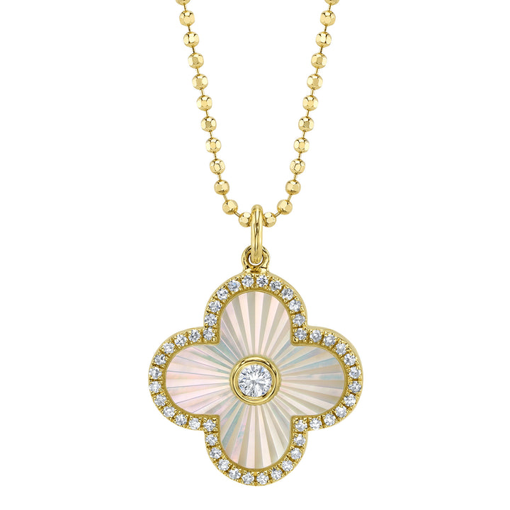 Shy Creation 0.18Ct Diamond & 0.94Ct Mother Of Pearl 14K Yellow Gold Bezel Ribbed Clover Faceted Ball Chain Necklace SC55028484
