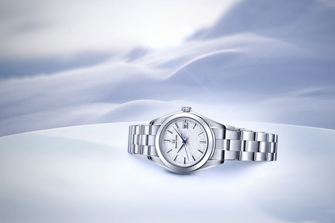 Grand Seiko STGF359G compact case detail