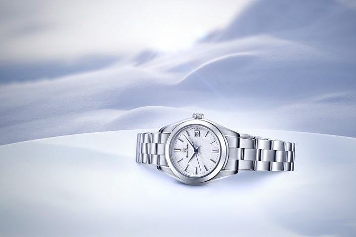 Grand Seiko STGF359G compact case detail