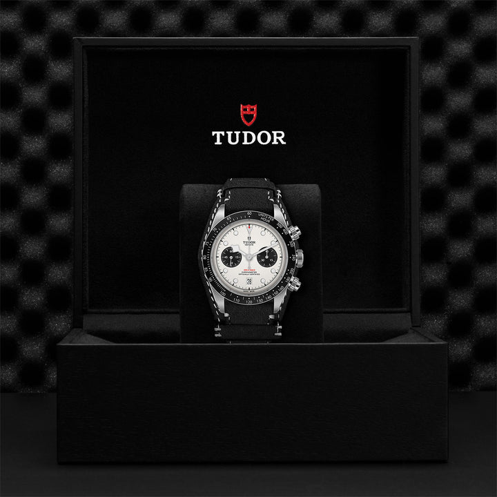 TUDOR Black Bay Chrono 41 mm M79360N-0006 box