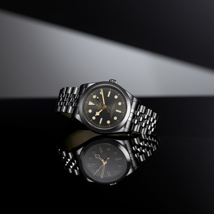 TUDOR Black Bay One 41 mm M79680-0001 side view