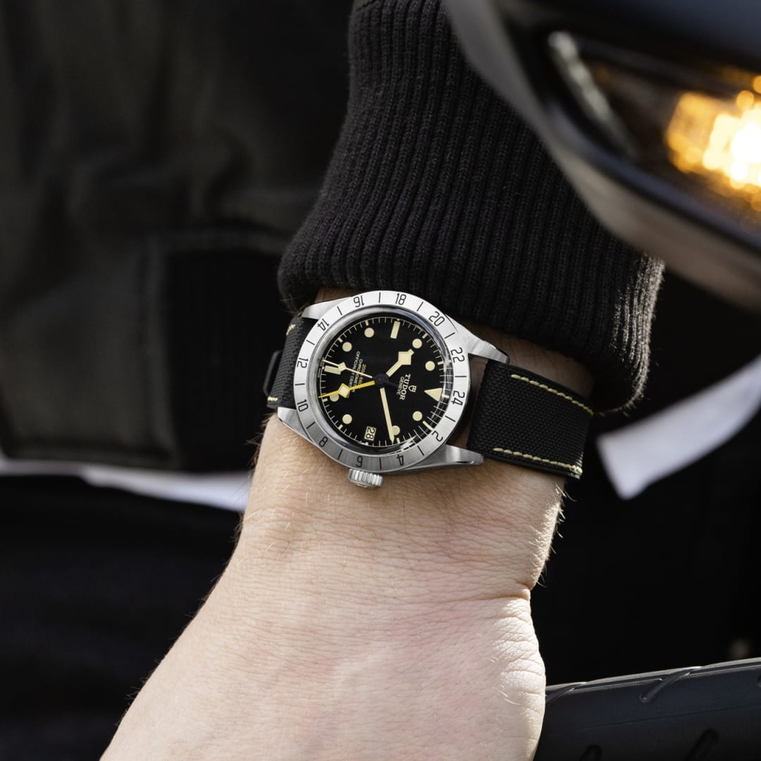 TUDOR Black Bay Pro GMT 39 mm M79470-0003 wrist