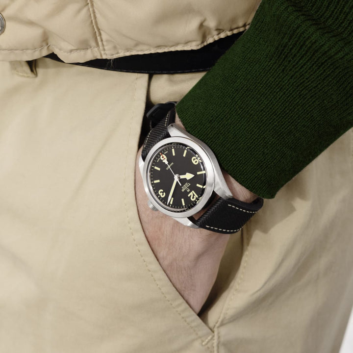 TUDOR Ranger 39 mm M79950-0002 wrist