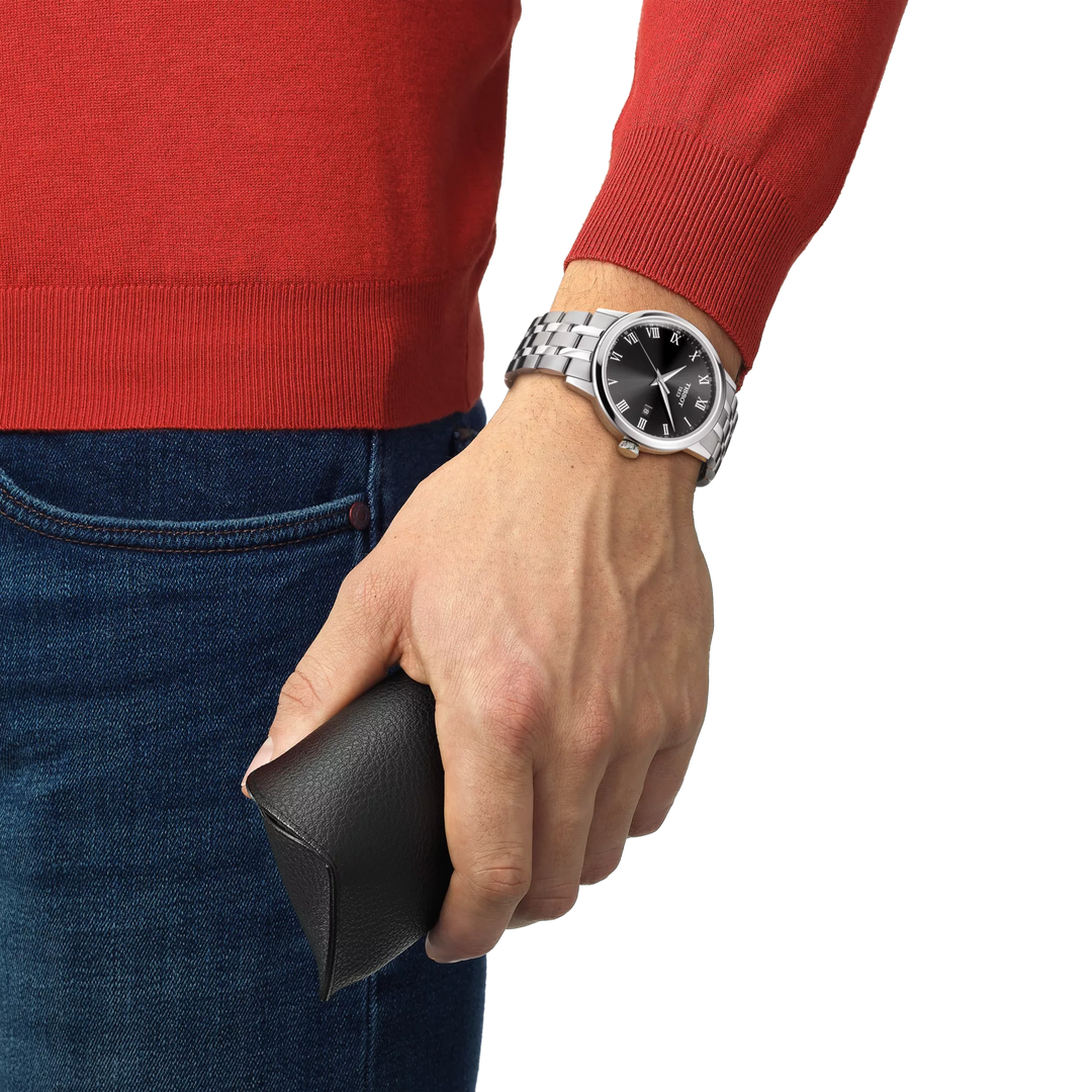 Tissot Classic Dream 42 mm T1294101105300 Wrist