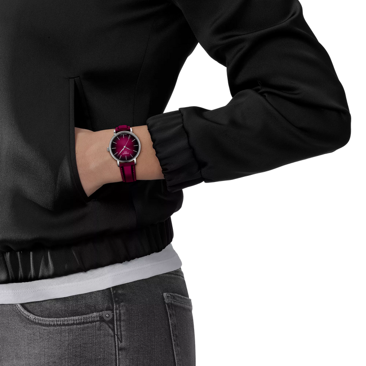 Tissot Everytime 34 mm T1432101733100 wrist