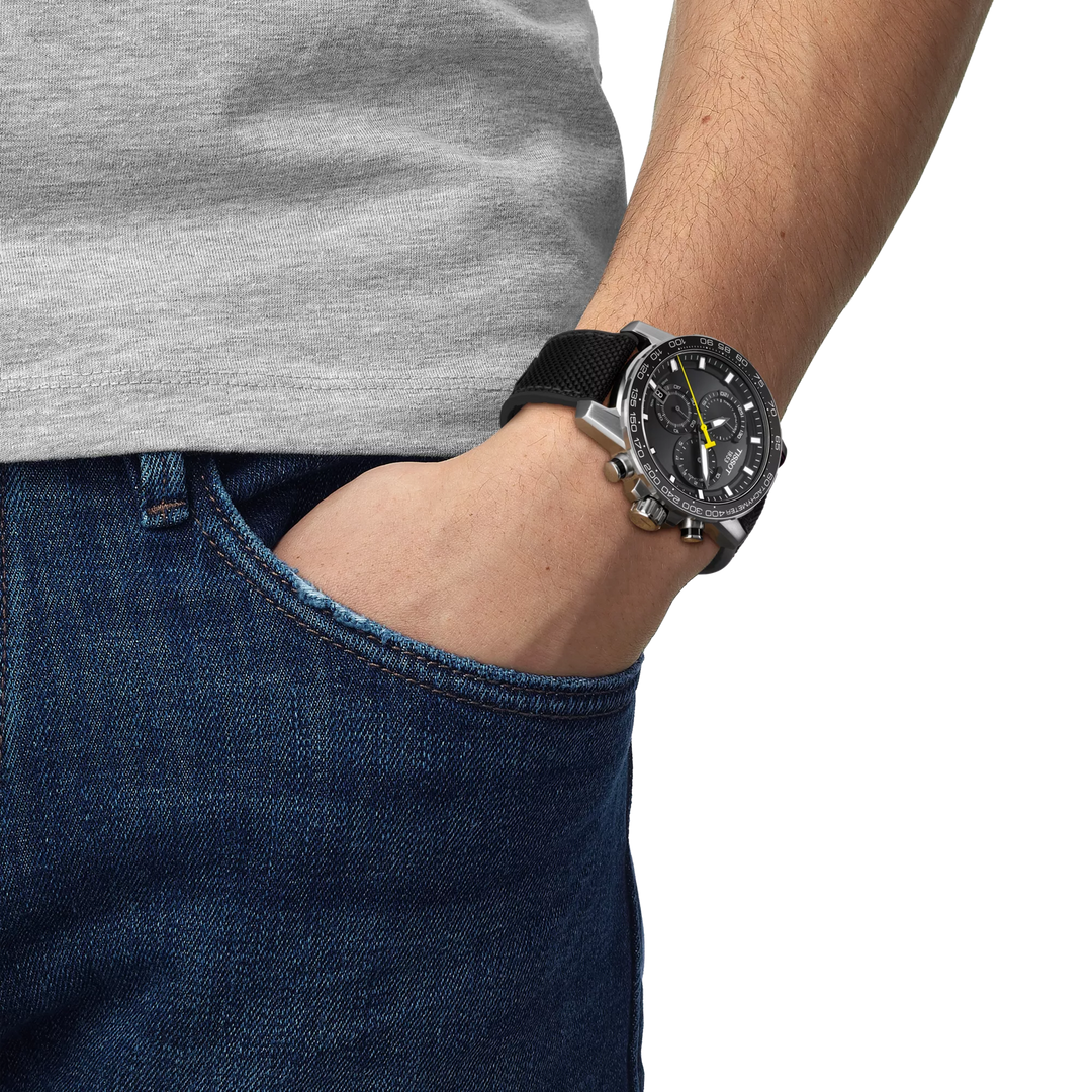 Tissot Supersport Chrono 45.50 mm T1256171705102 wrist