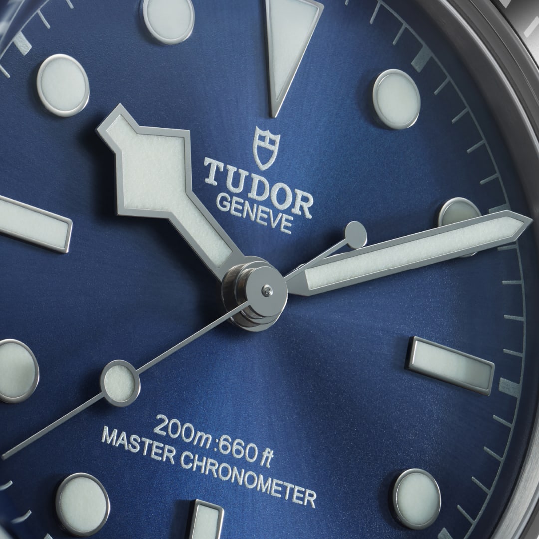 Tudor Black Bay 68 43 mm Steel M7943A1A0NU-0001 blue dial