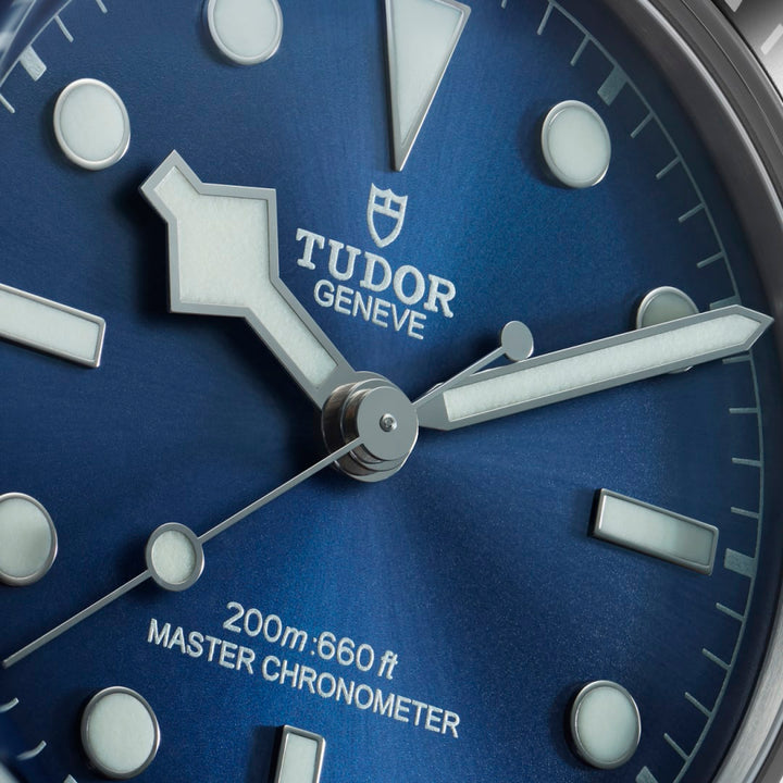 Tudor Black Bay 68 43 mm Steel M7943A1A0NU-0001 blue dial