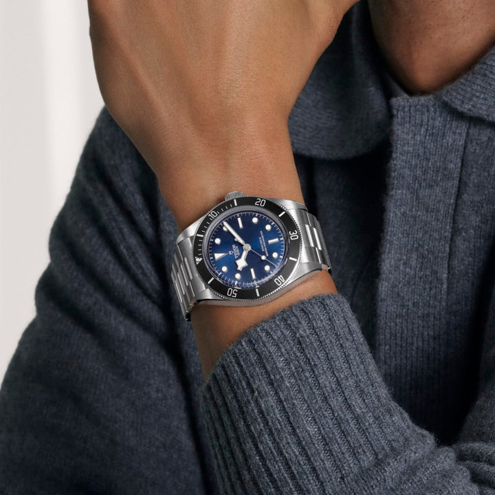 Tudor Black Bay 68 43 mm Steel M7943A1A0NU-0001 wrist