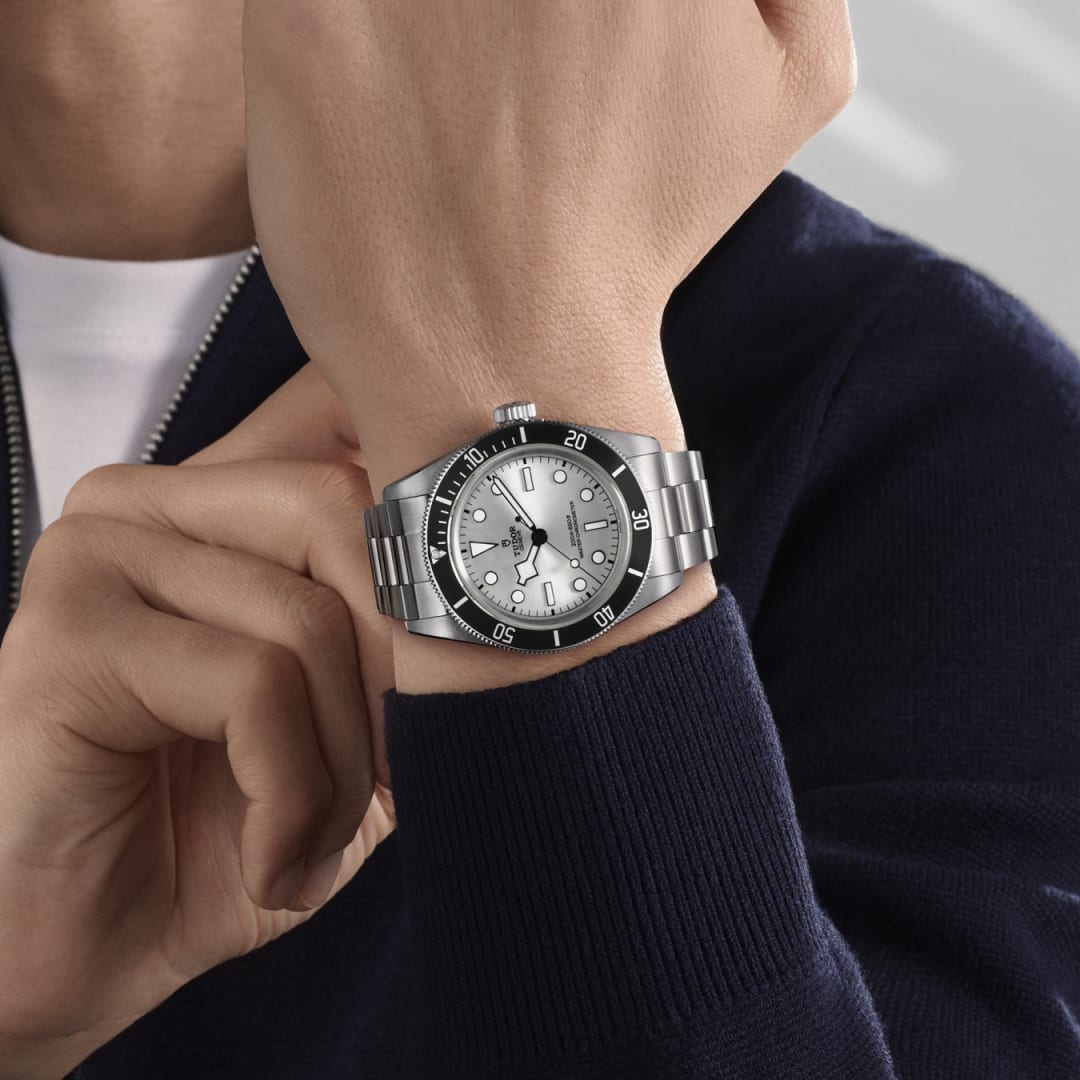 Tudor Black Bay 68 43 mm Steel M7943A1A0NU-0002 wrist