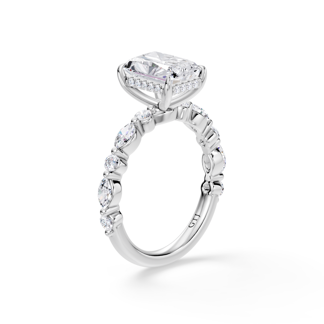 Stylish Lab Grown Diamond Engagement Ring