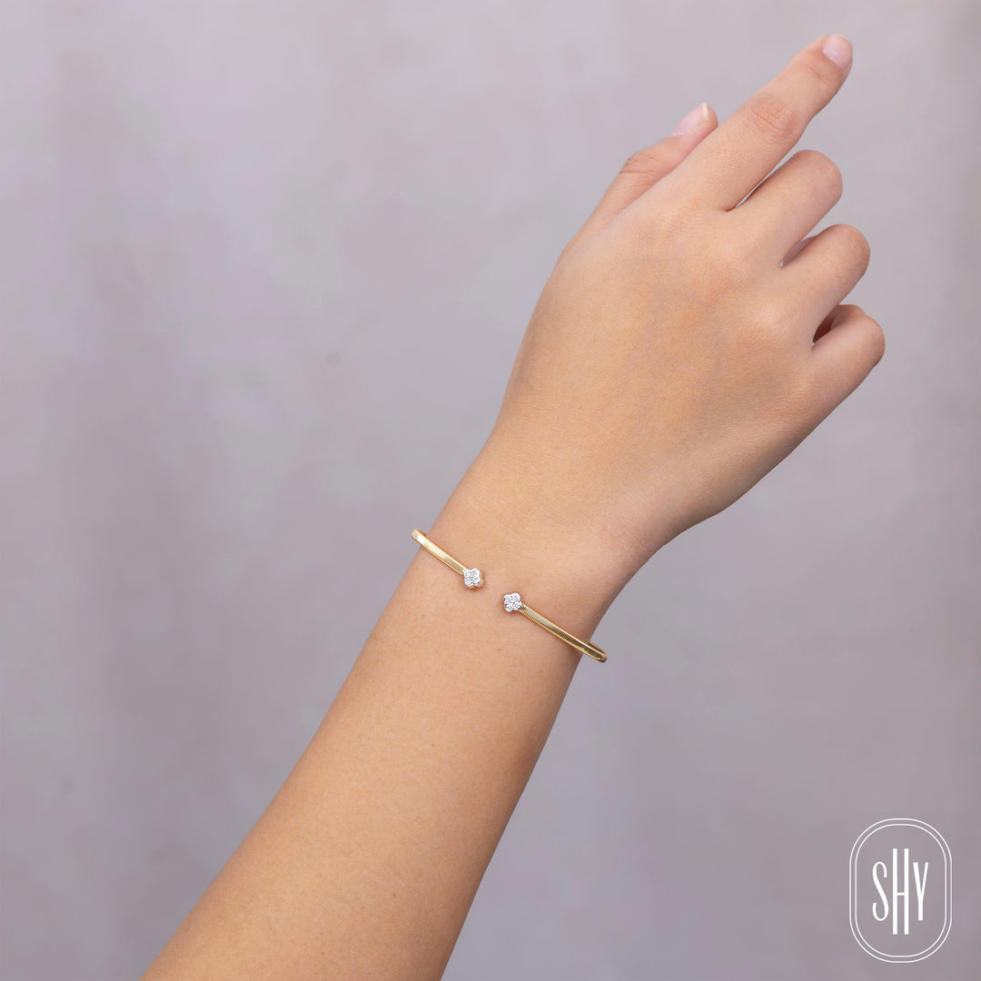 Shy Creation 14K Two-Tone Yellow & White Gold 0.19 TCW Diamond Clover Bangle B22001646ZS