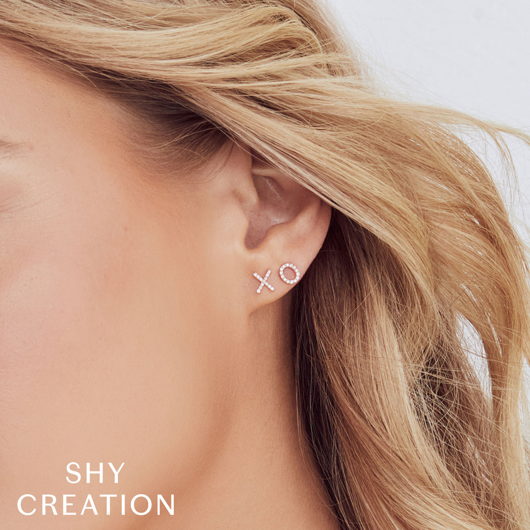 Shy Creation 0.09Ct 14K Yellow Gold Diamond "Xo" Stud Earring SC55001360