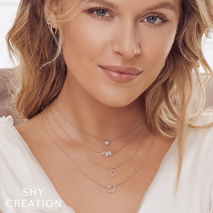 Shy Creation 0.07Ct 14K Yellow Gold Diamond Love Knot Circle Necklace SC55009638
