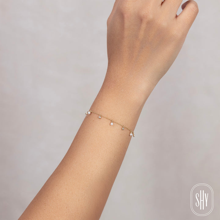 Shy Creation 14K Yellow Gold 0.04 TCW Diamond & Cultured Pearl Bracelet SC55021029BCZ10