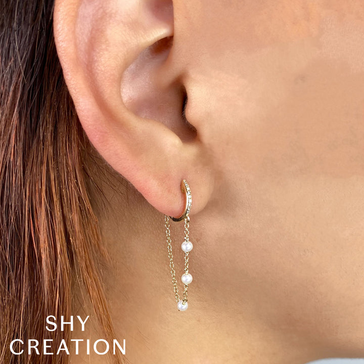 Shy Creation 0.05Ct 14K Yellow Gold Diamond & Cultured Pearl Huggie Earring SC55025194