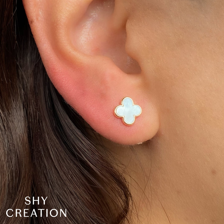 Shy Creation 0.59Ct 14K Yellow Gold Mother Of Pearl Clover Stud Earring SC55025603V2