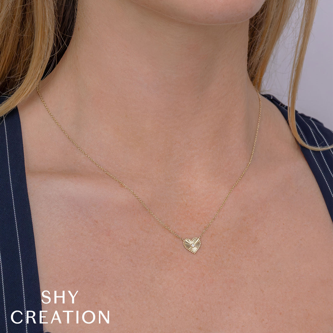 Shy Creation 0.02Ct 14K Yellow Gold Diamond Bezel Ribbed Heart Necklace SC55026096