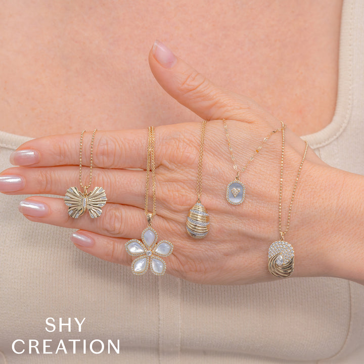 Shy Creation 0.10Ct Diamond & 0.87Ct Mother Of Pearl 14K Yellow Gold Oval Pave Heart Sparkle Chain Necklace SC55028836