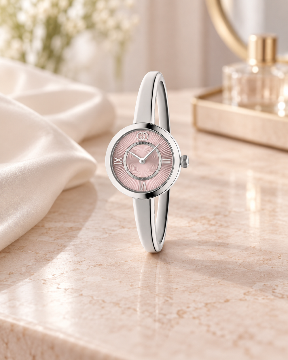 Gucci Model 2000 24 mm Quartz Watch YA167514 lifestyle view