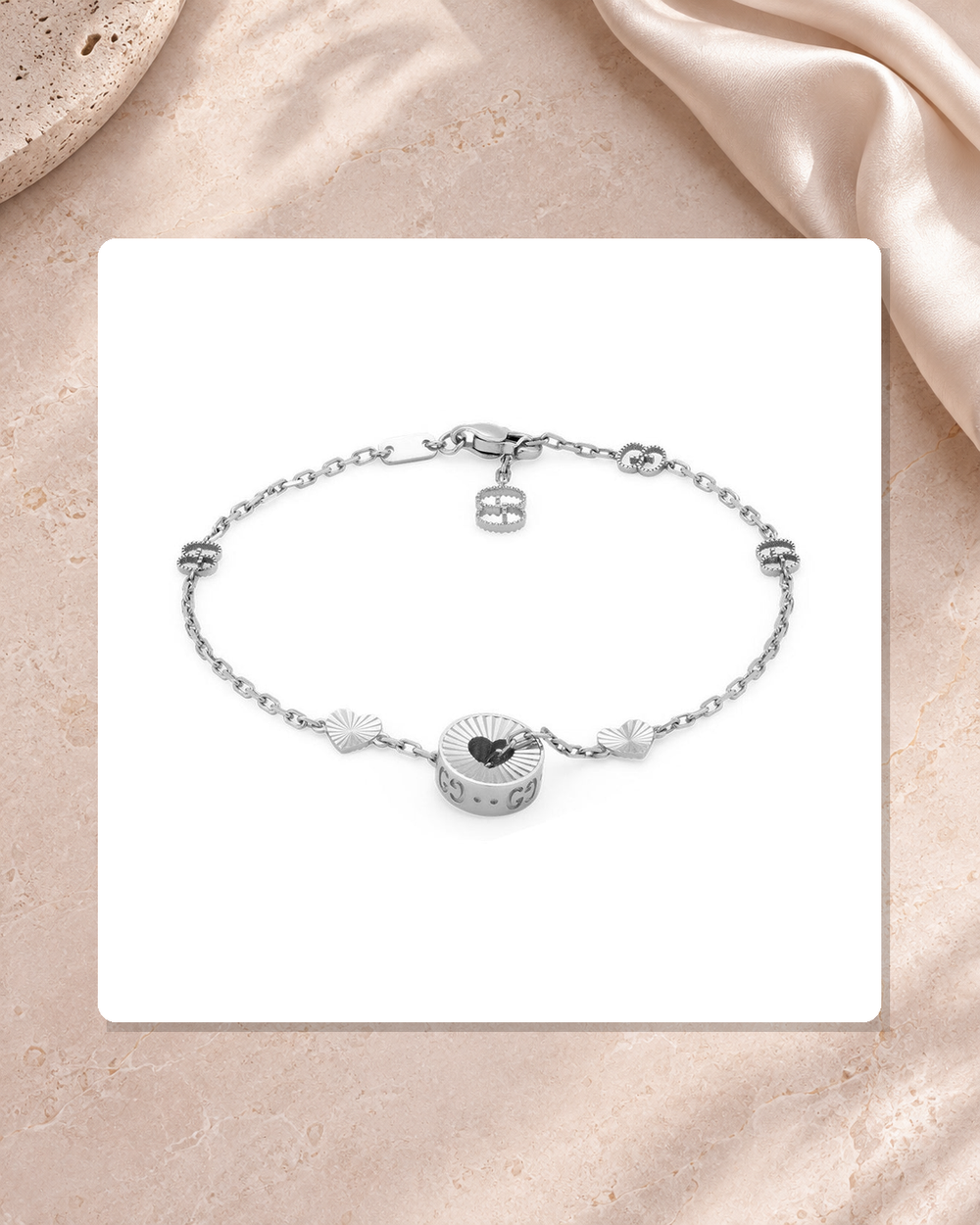 Gucci Icon 18K White Gold Heart Bracelet YBA729383002016 lifestyle view