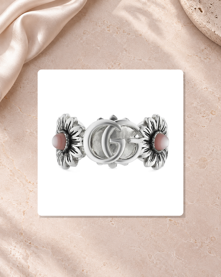 Gucci Double G Sterling Silver Ring With Pink Mother Of Pearl YBC527394002013 lifestyle view