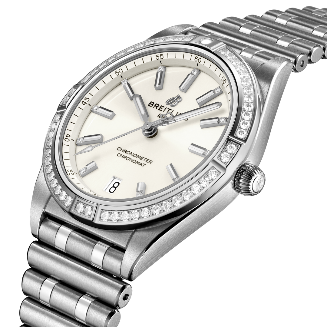 Breitling Chronomat Automatic 36 A10380591A1A1 three-quarter view