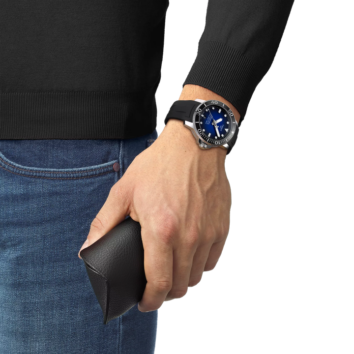 Simulation of the watch Tissot Seastar 1000 43mm on a wrist, reference T120.407.17.041.00