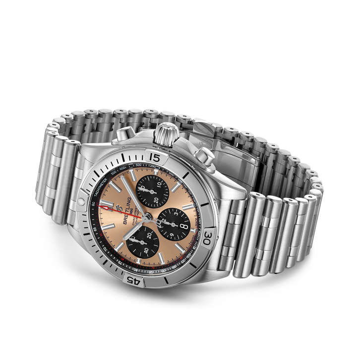 Breitling Chronomat B01 42 AB0134101K1A1 bracelet view