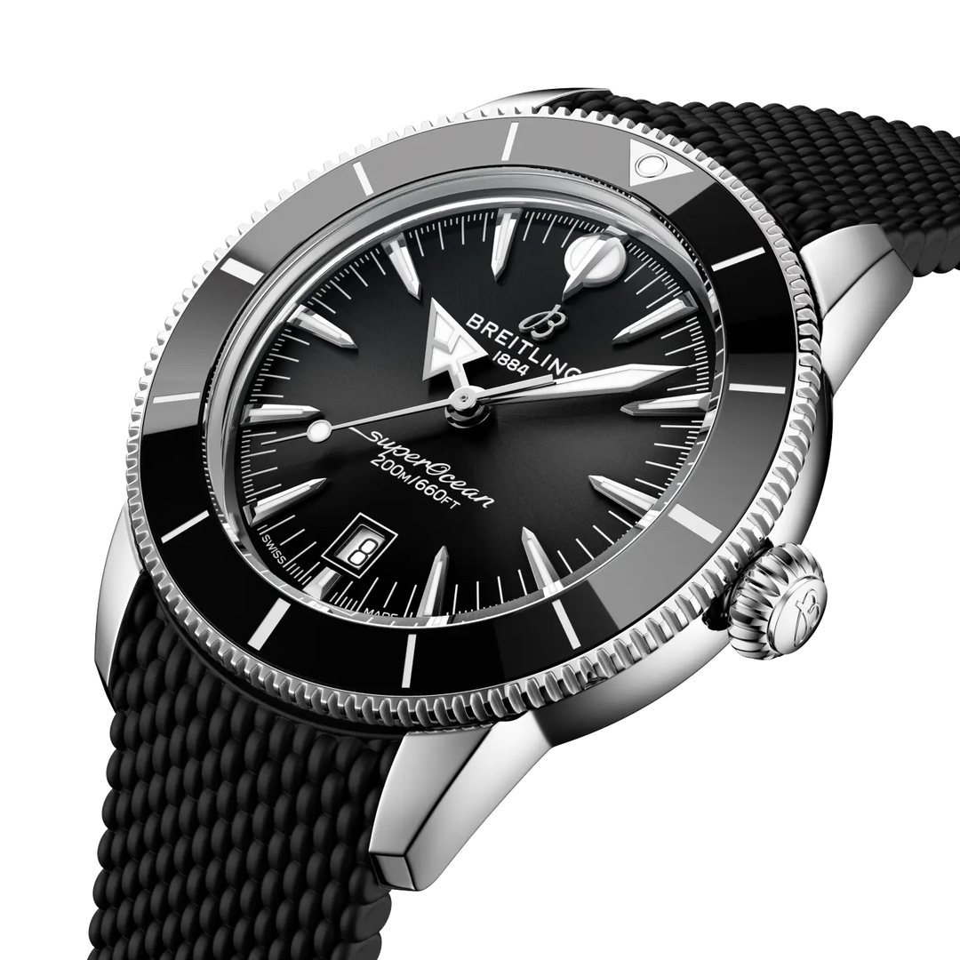 Breitling Superocean Heritage B31 Automatic 44 AB3112241B1S1 three-quarter view