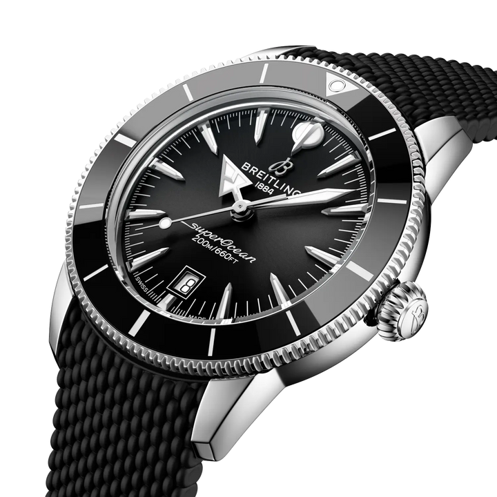 Breitling Superocean Heritage B31 Automatic 44 AB3112241B1S1 three-quarter view