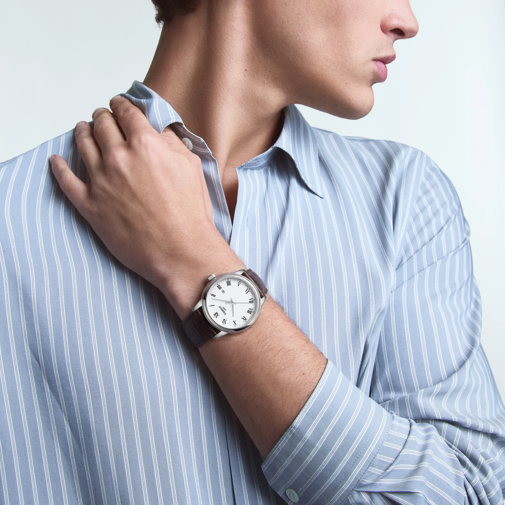 Simulation of the watch Tissot Classic Dream 42mm on a wrist, reference T129.410.16.013.00