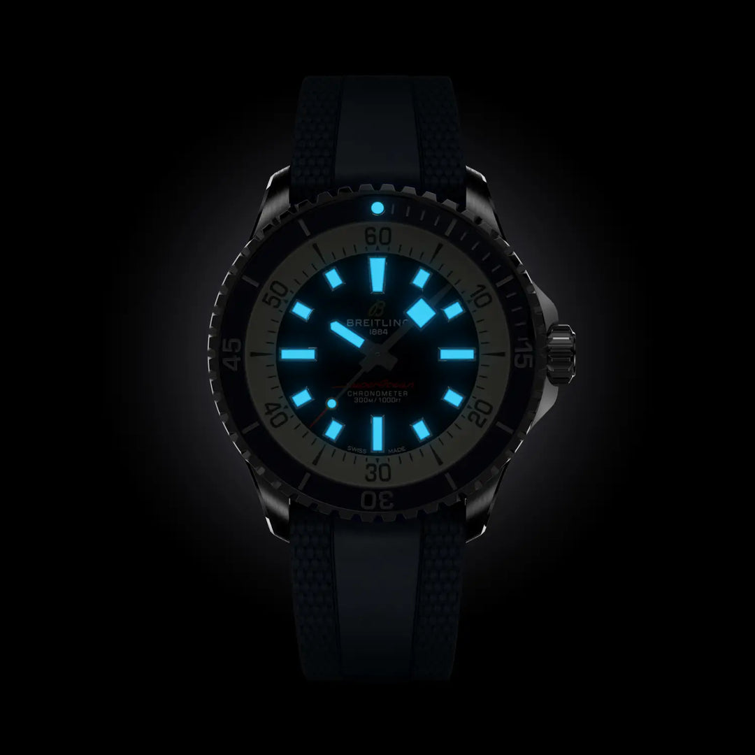 Breitling A17375E71C1S1 official low-light luminous dial view