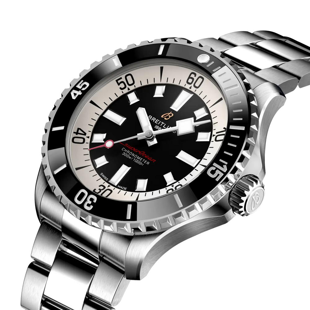 Breitling Superocean Automatic 46 A17378211B1A1 official three-quarter product view