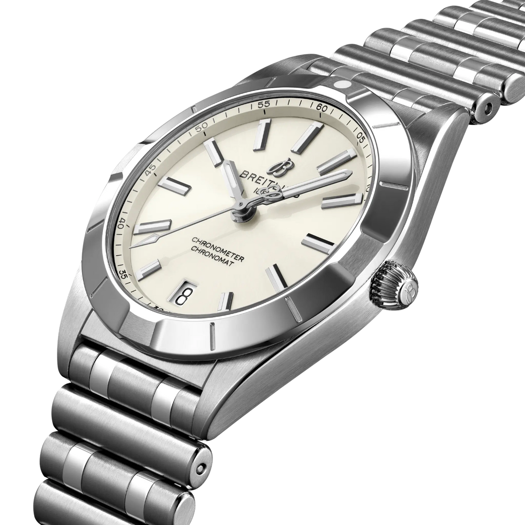 Breitling Chronomat 32 A77310101A2A1 three-quarter