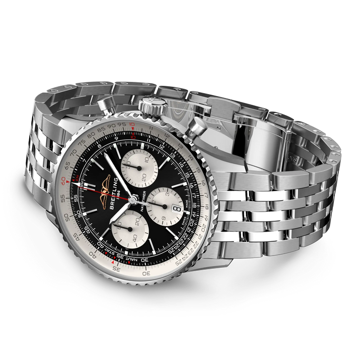 Breitling Navitimer B01 Chronograph 43 AB0138211B1A1 bracelet view