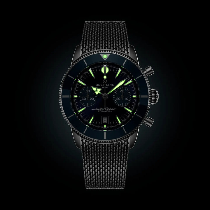 Breitling Superocean Heritage B01 Chronograph 42 AB0156161C1A1 lume view