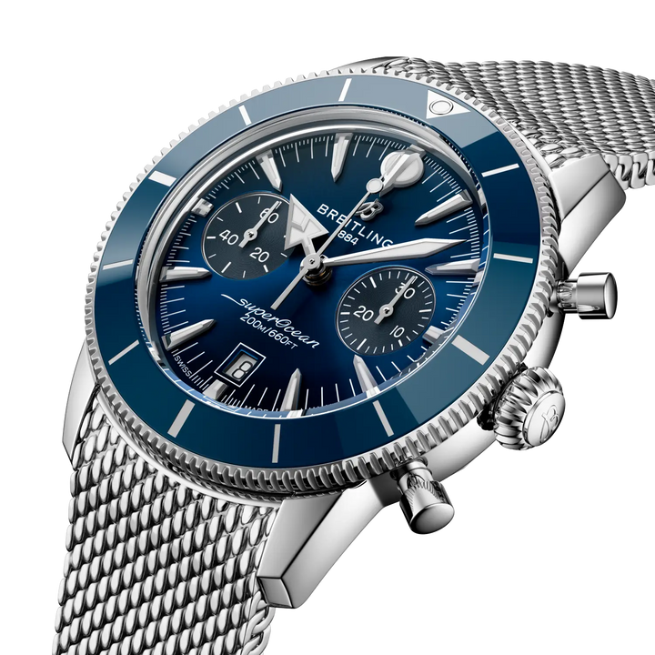 Breitling Superocean Heritage B01 Chronograph 42 AB0156161C1A1 three-quarter view