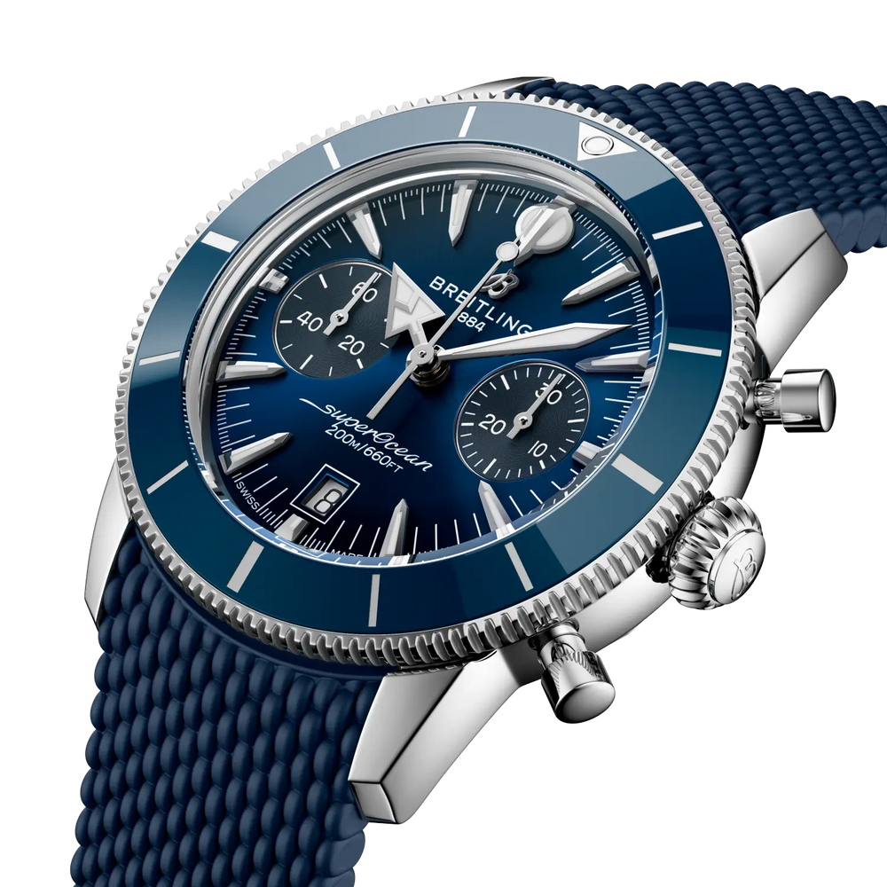 Breitling Superocean Heritage B01 Chronograph 42 AB0156161C1S1 three-quarter view