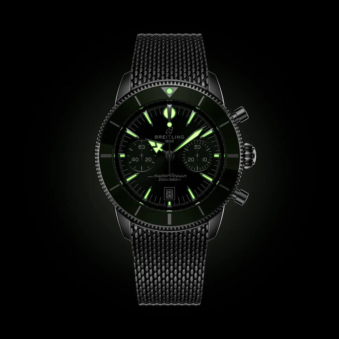 Breitling Superocean Heritage B01 Chronograph 42 AB0156361L1A1 lume view
