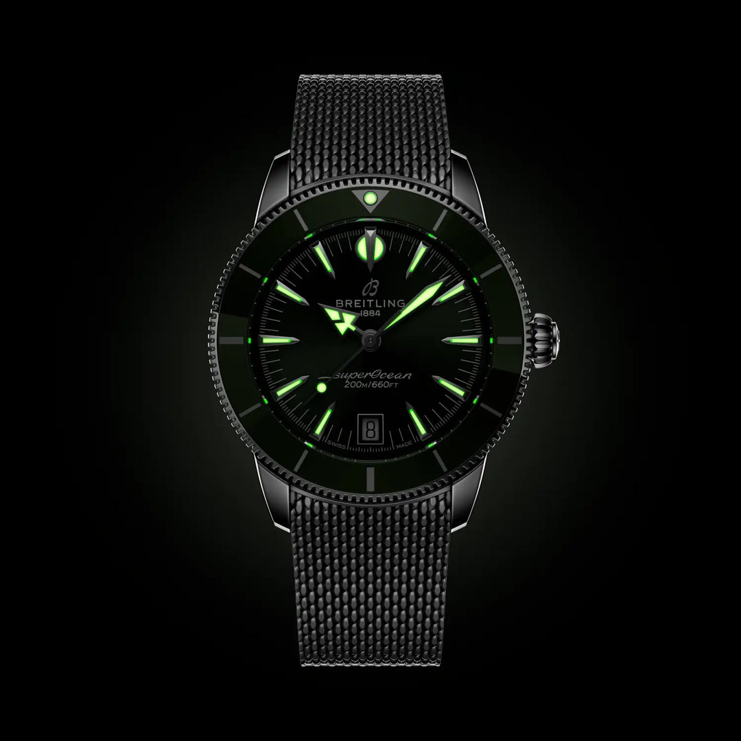 Breitling AB3110361L1A1 official lume view