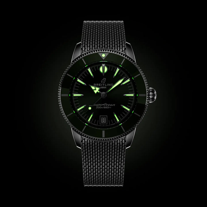 Breitling AB3110361L1A1 official lume view