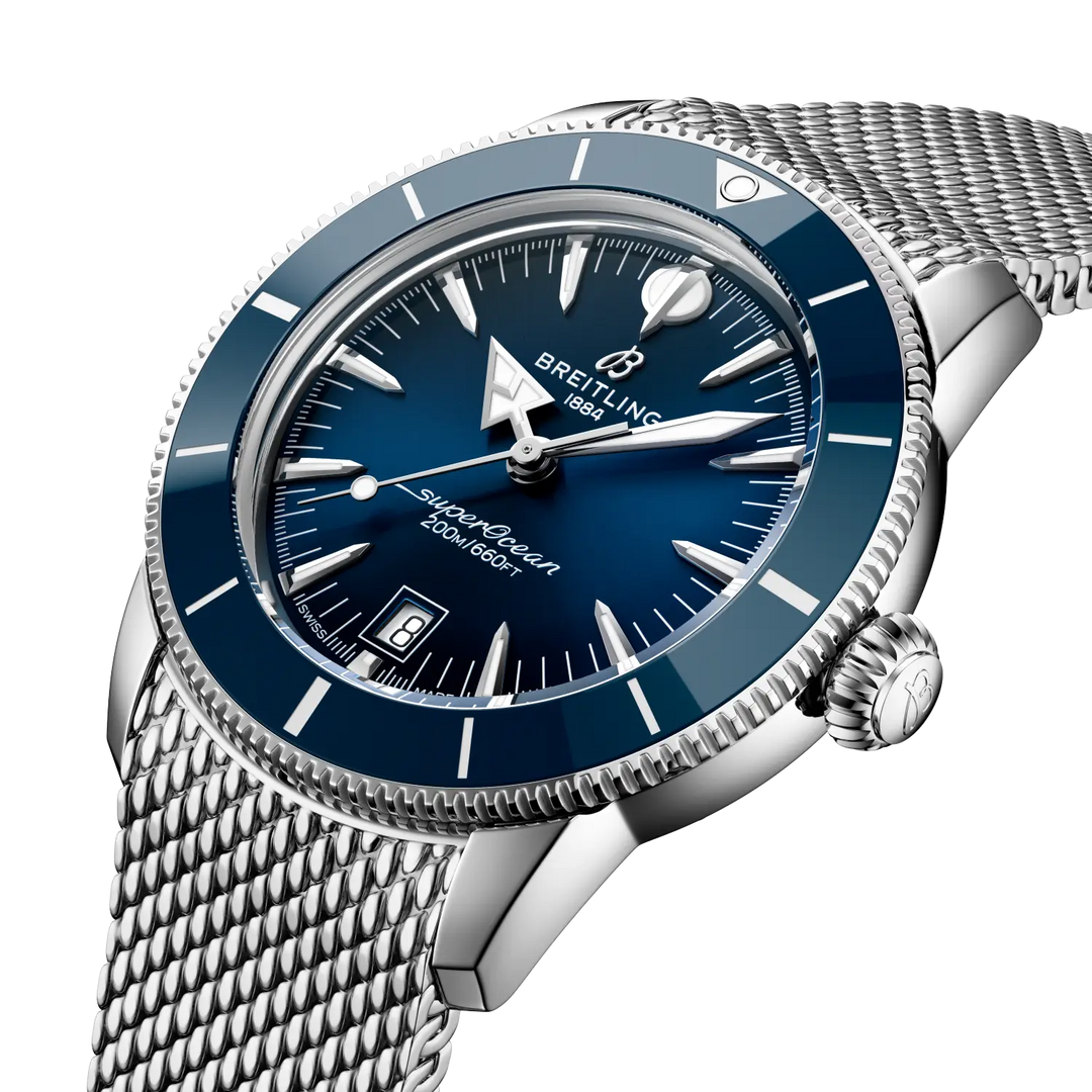 Breitling AB3111161C1A1 official three-quarter view